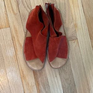 Born “Iwa”, suede, red sandal, size 9. Barely worn